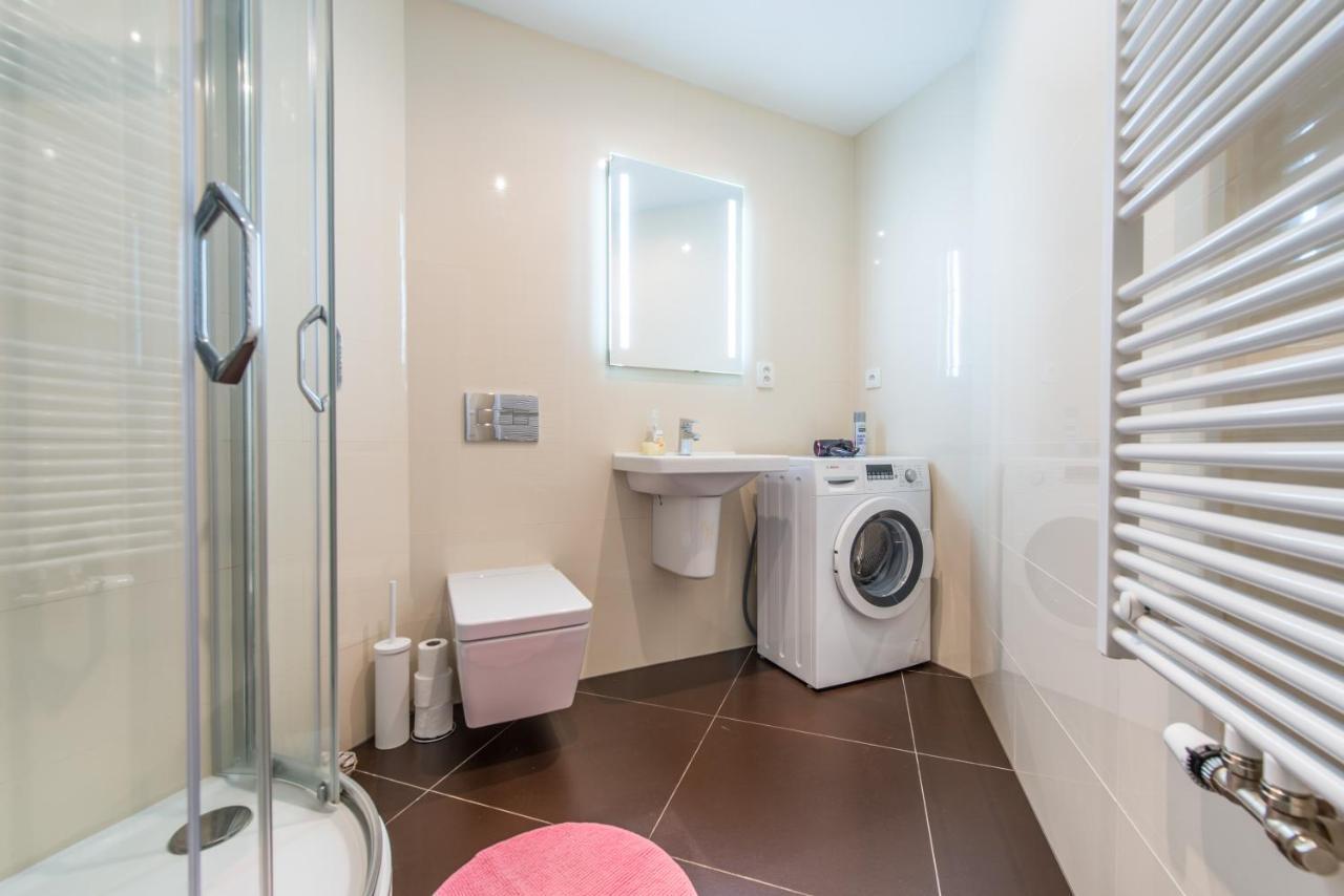 Quiet In The Center With Own Terrace Apartament Praga
